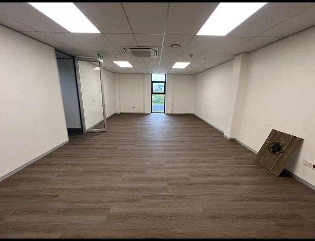 5,151M² WAREHOUSE TO LET IN SAMRAND BUSINESS PARK